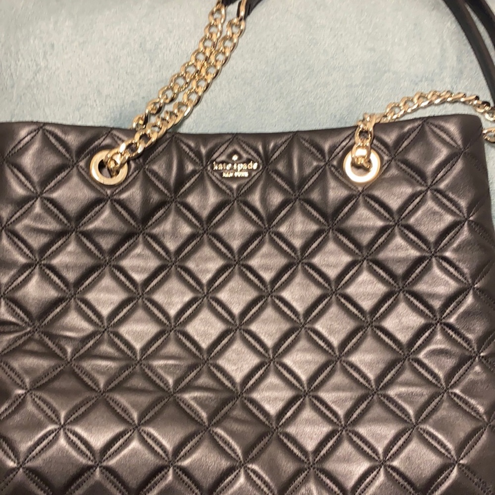 ♠️♠️♠️ Black quilted leather Kate Spade tote with chain strap
